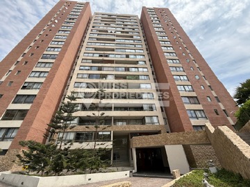 Departamento en arriendo mensual en avenida Cerro Paranal 270, Antofagasta - 3 dormitorios, 2 baños