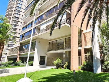 Departamento en venta en La Gloria/Av. Apoquindo, Las Condes - 4 dormitorios, 3 baños
