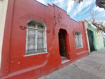 Casa en venta en Santiago, Santiago - 3 dormitorios, 2 baños