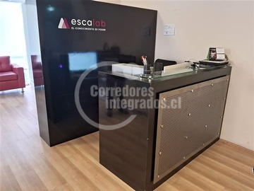 Oficina en venta en Antonio Bellet, Metro Pedro de Valdivia, Providencia - 2 baños