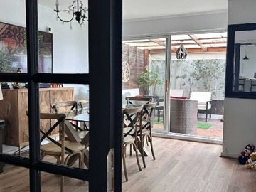 Casa en venta en Casa Amplia y Luminosa, Los Almendros (134781), Viña del Mar - 4 dormitorios, 4 baños
