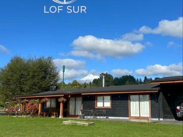 Casa en venta en Pucón, Casa Los Riscos, Vistas Panorámicas (169739), Pucón - 3 dormitorios, 3 baños