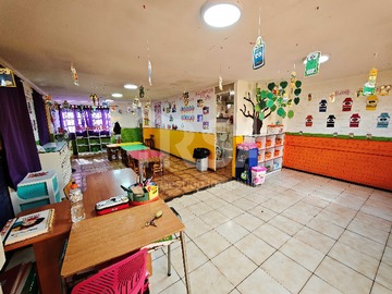 Local Comercial en arriendo mensual en Propiedad 500 mts 2, simon bolivar, maipu (180336), Maipú - 3 baños