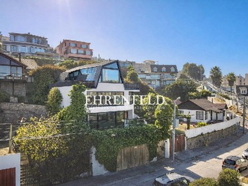 Casa en venta en Emiliano Figueroa, Viña del Mar - 4 dormitorios, 4 baños