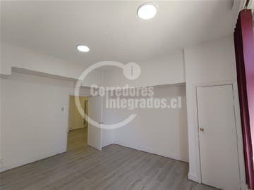 Oficina en venta en Palacio de la moneda, Santiago - 2 baños