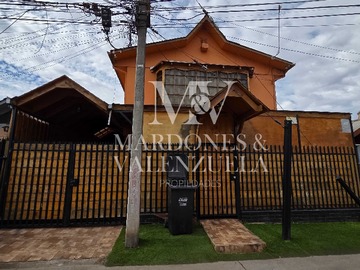 Casa en venta en Casa Familiar de 2 Pisos en Villa Los Héroes (172010), Maipú - 4 dormitorios, 2 baños
