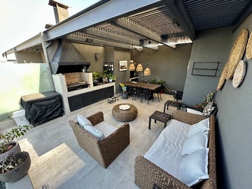 Departamento en venta en Triplex 1D-2B- Quincho privado (102079), Vitacura - 1 dormitorio, 2 baños