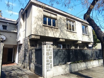 Casa en venta en Casa excluisiva en Antonia Lopez de Bello. (120507), Santiago - 6 dormitorios, 5 baños