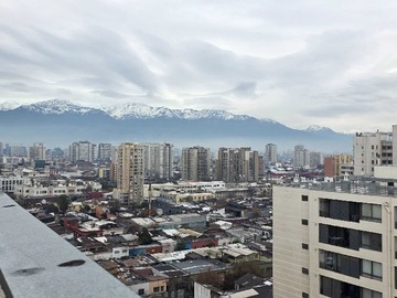 Departamento en venta en Metro Toesca con Estacionamiento y Bodega (176996), Santiago - 2 dormitorios, 1 baño