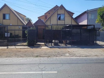 Casa en venta en Exbajo !! en plena av. Domingo tocornal (176726), Puente Alto - 5 dormitorios, 2 baños