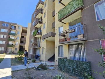 Departamento en venta en Pedro riveros con avenida las torres, lo campino, Quilicura - 3 dormitorios, 1 baño