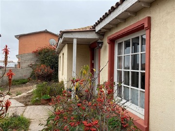 Casa en venta en Larrain Alcalde / Amunategui / Mercado Sur, La Serena - 4 dormitorios, 2 baños