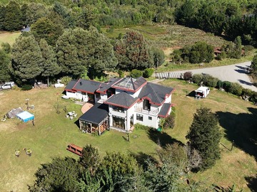 Terreno en venta en Parcela con casa, laguna exclusiva (153458), Puerto Montt - 5 dormitorios, 3 baños