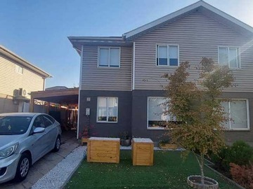 Casa en venta en Amplia Propiedad en venta (55293), Lampa - 4 dormitorios, 3 baños