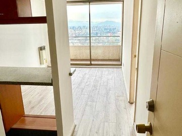 Departamento en arriendo mensual en Hermoso depto a pasos del metro (9588), Santiago - 1 dormitorio, 1 baño