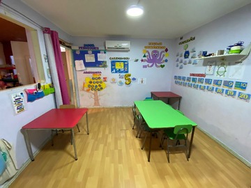 Casa en venta en Casa-Jardin Infantil Funcionando en Recoleta (74753), Recoleta - 7 dormitorios, 3 baños