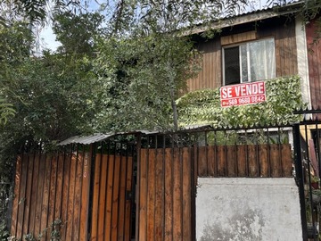 Casa en venta en Letras con plaza castelar, La Cisterna - 2 dormitorios, 1 baño
