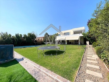 Casa en venta en Hacienda, Colina - 4 dormitorios, 4 baños