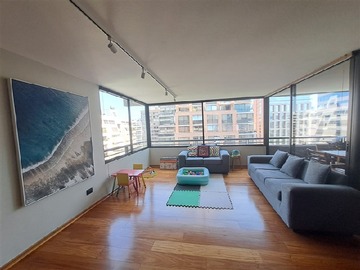 Departamento en venta en Venta Departamento Luz/El Golf/ 2 estac, Las Condes - 4 dormitorios, 3 baños