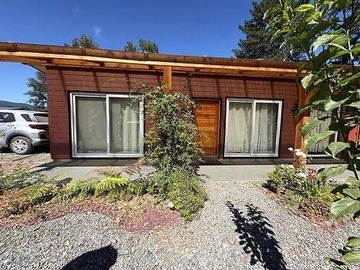 Casa en venta en Pucón, Pucón - 2 dormitorios, 2 baños