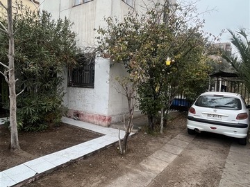 Casa en venta en Salvador Allende /San Ignacio, San Miguel - 4 dormitorios, 2 baños