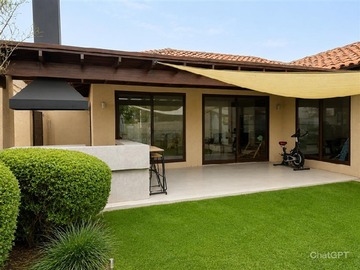 Casa en arriendo mensual en Piedra Roja-Chicureo Oriente, Colina - 3 dormitorios, 3 baños