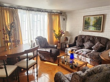 Casa en venta en Lo Errazuriz 4000, Maipú - 3 dormitorios, 1 baño