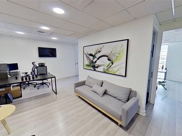 Oficina en arriendo mensual en Estoril // Kennedy, Las Condes - 3 dormitorios, 2 baños