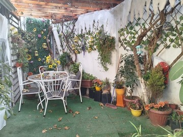 Casa en venta en San francisco, Santiago - 6 dormitorios, 3 baños