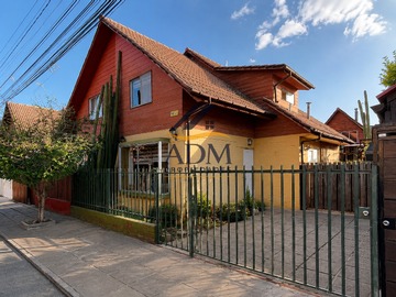 Casa en venta en Los Coigues, Villa Alemana - 3 dormitorios, 2 baños