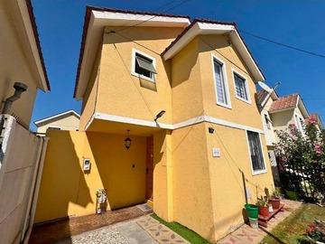 Casa en venta en Los torreones del carmen, Villa Alemana - 3 dormitorios, 2 baños