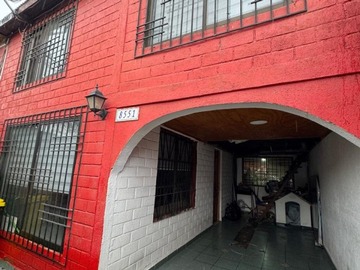 Casa en venta en Jaime guzman errázuriz 8551, Pudahuel - 5 dormitorios, 2 baños