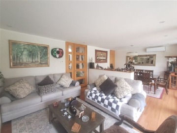 Casa en arriendo mensual en Oportunidad Precio rebajado !!! Colegio San Anselmo, Colina - 4 dormitorios, 4 baños