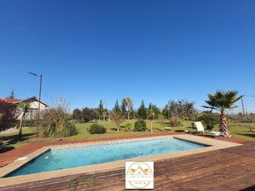 Terreno en venta en Linda Parcela, casa, quincho, piscina, luz (168808), Melipilla - 3 baños