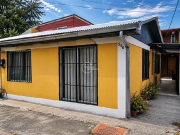 Casa en venta en Sector Villa La Reina, La Reina - 5 dormitorios, 2 baños