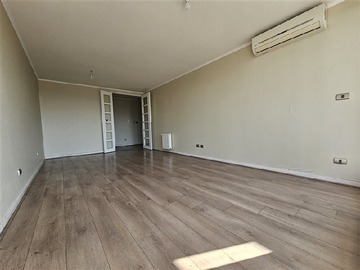 Departamento en arriendo mensual en Antonio Varas con Eduardo de la Barra, Providencia - 3 dormitorios, 2 baños