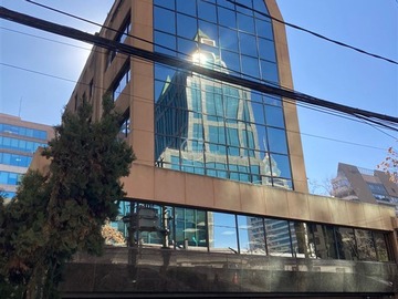 Oficina en arriendo mensual en Roger de Flor / Carmencita, Las Condes - 2 dormitorios, 2 baños