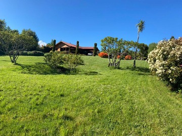 Casa en venta en Vendo hermosa propiedad en pacela los riscos (110900), Temuco - 5 dormitorios, 5 baños