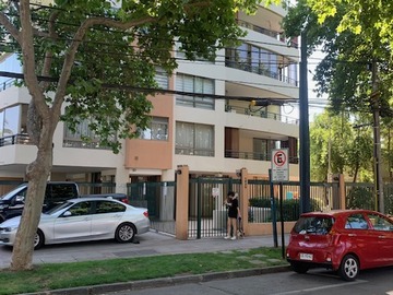 Departamento en arriendo mensual en Amplio Departamento en Providencia - 4 dormitorios, 3 baños