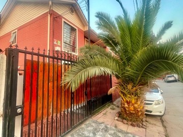 Casa en venta en Pasaje eixample, Renca - 3 dormitorios, 2 baños