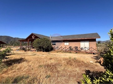 Parcela en venta en Laguna aculeo, Paine - 4 dormitorios, 3 baños