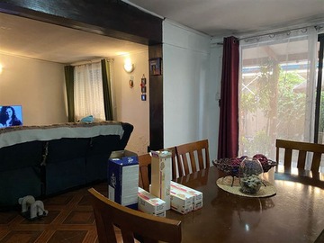 Casa en venta en Metro estadio nacional / p. De valdivia / g. Mann, Ñuñoa - 2 dormitorios, 1 baño