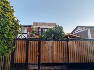 Casa en venta en metro protectora de la infancia, Puente Alto - 3 dormitorios, 3 baños