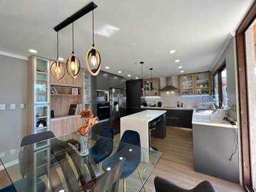 Casa en venta en arturo gonzalez (74848), Macul - 5 dormitorios, 4 baños