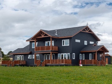 Casa en venta en Casa en Parcela Fundo Arthur de 6D, 5B en Puerto Varas, Puerto Varas - 6 dormitorios, 5 baños