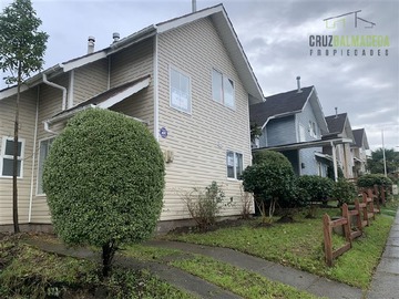 Venta / Casa / Puerto Varas