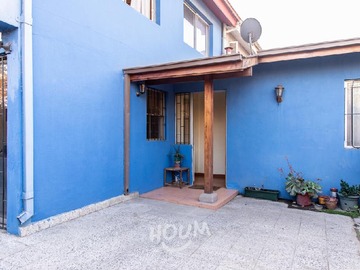 Casa en venta en Valle Hermoso, Peñalolén - 4 dormitorios, 2 baños