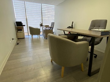Oficina en venta en Morandé 835, Santiago, Región Metropolitana de Santiago 8320000, Chile, Santiago - 1 baño