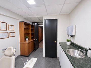 Oficina en venta en Av. Nueva Providencia 1945, Providencia - 1 baño