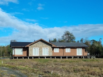 Casa en venta en avellanos de trapen, Puerto Montt - 4 dormitorios, 3 baños